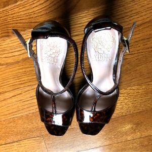 NWOB Vince Camuto animal print patent leather high heels Brown/Blk 7.5